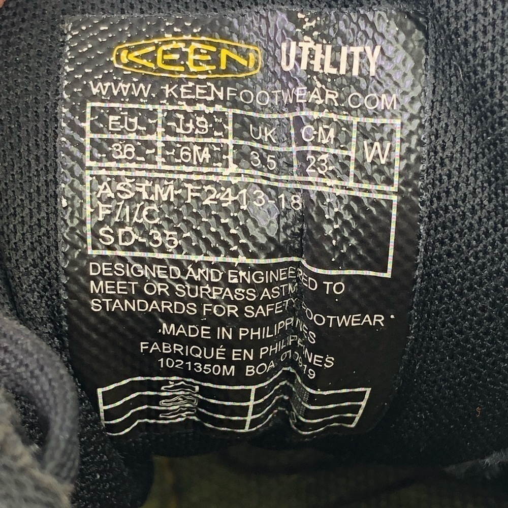 Keen Black Utility Work Alloy Toe Shoes - Picture 10 of 10